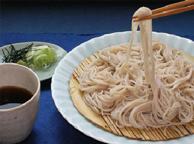 富山のおいしいコシヒカリ米で作ったお米めん